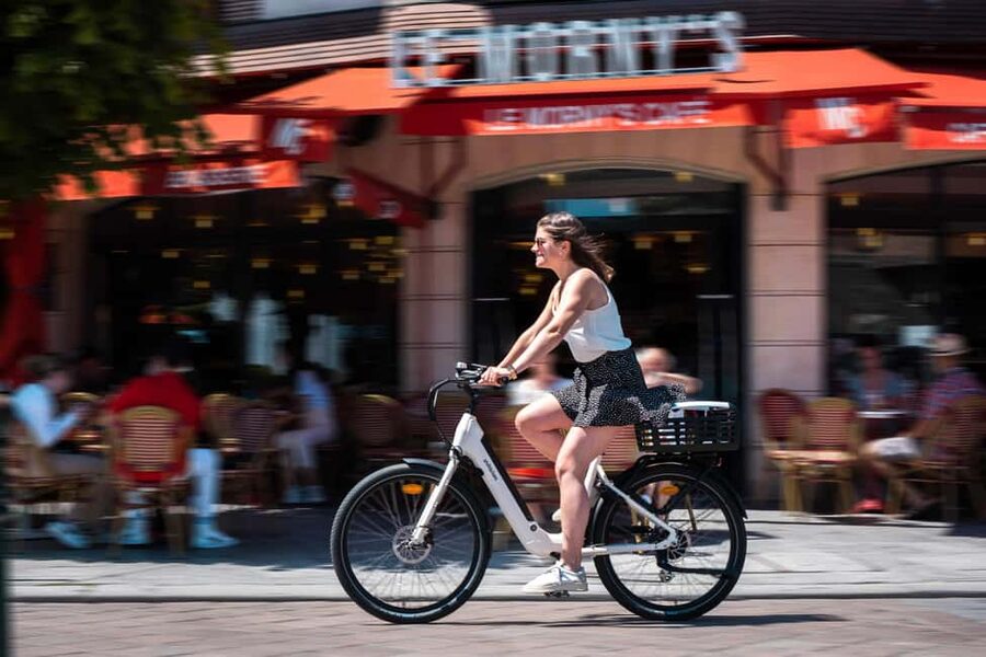 Onebike: Electric Bike Rental in the in the heart the Paris - What your 1-day electric bike rental includes (and what it does not)