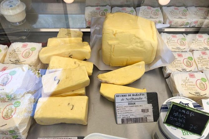 Organic Market Tasting & History Tour by the Eiffel Tower - What Patricia brings: food history you can use