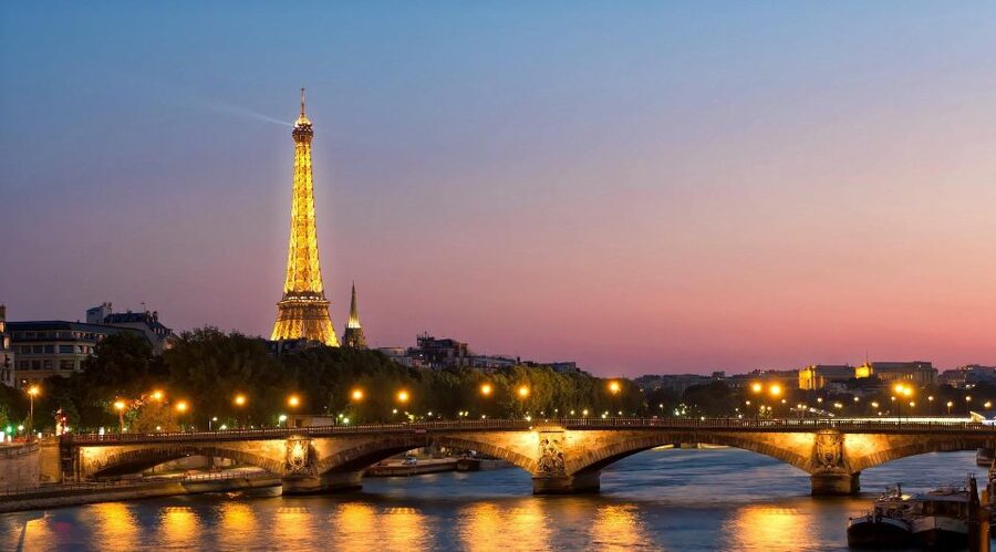Pairs: The Opera to Hotel des Invalides Guided Walking Tour - Place de la Concorde, Revolution shock, and the Luxor obelisk moment