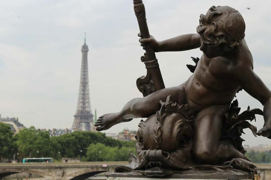 Pairs: The Opera to Hotel des Invalides Guided Walking Tour - Pont Alexandre III: Seine views and that Eiffel Tower framing