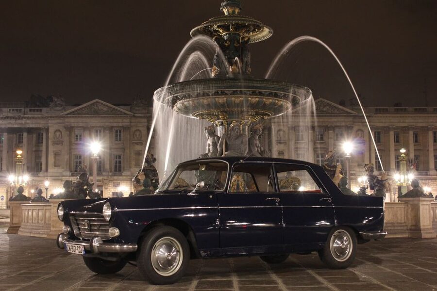 Paris: 1.5-Hour Vintage Car Night Tour - Key things to know before you go