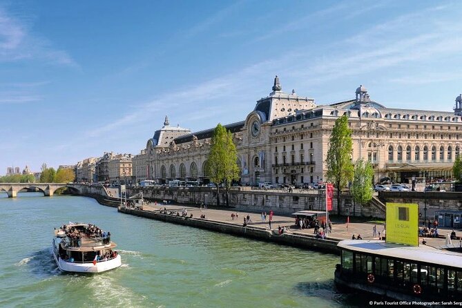 Paris 1 Hour Seine River Cruise Tour and Optional Macaron Tasting - Optional Macaron Tasting at Mākadamia Chocolaterie: How It Fits the Cruise