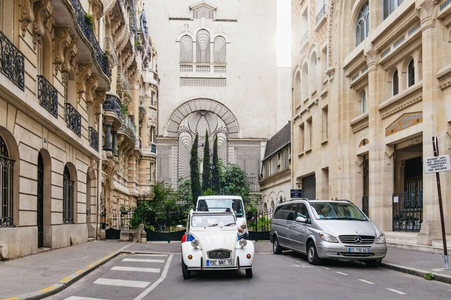 Paris: 1-Hour Vintage Citroen 2CV Tour - Should you book this 1-hour Paris 2CV tour?