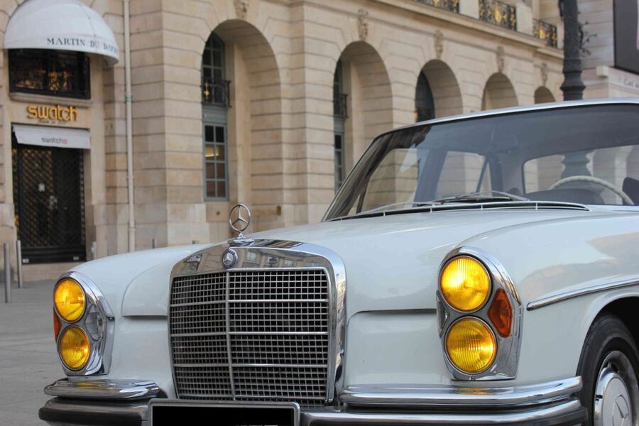 Paris: 2.5-Hour Guided Vintage Car Tour and Wine Tasting - Who this tour suits best (and who should skip it)