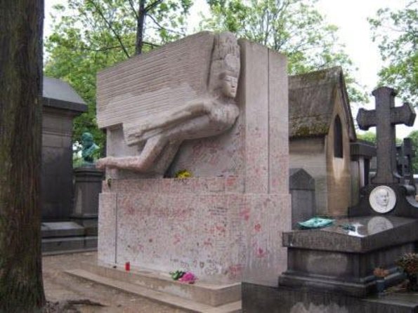 Paris 2-Hour Small Group Tour of Pere Lachaise Cemetery - Key points before you go