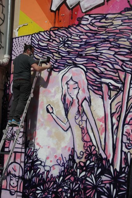 Paris: 2-Hour Street Art Tour - The relaxed pace, and the one constant: change