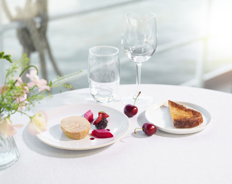 Paris: 3-Course-Dinner Cruise with Wine on the Seine River - Key things I think you will care about