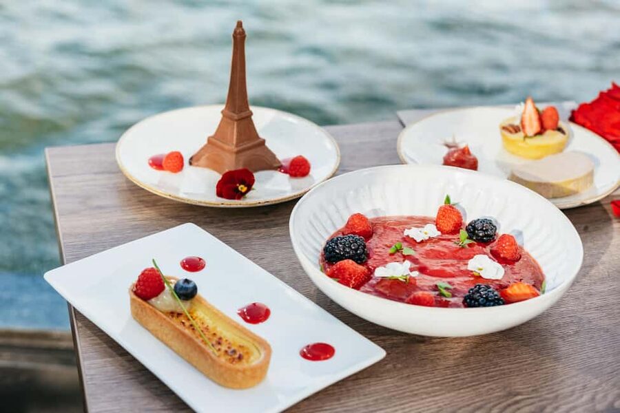 Paris : 3-Course Gourmet Dinner Cruise on Seine River - Where you board, and how to find the boat without stress