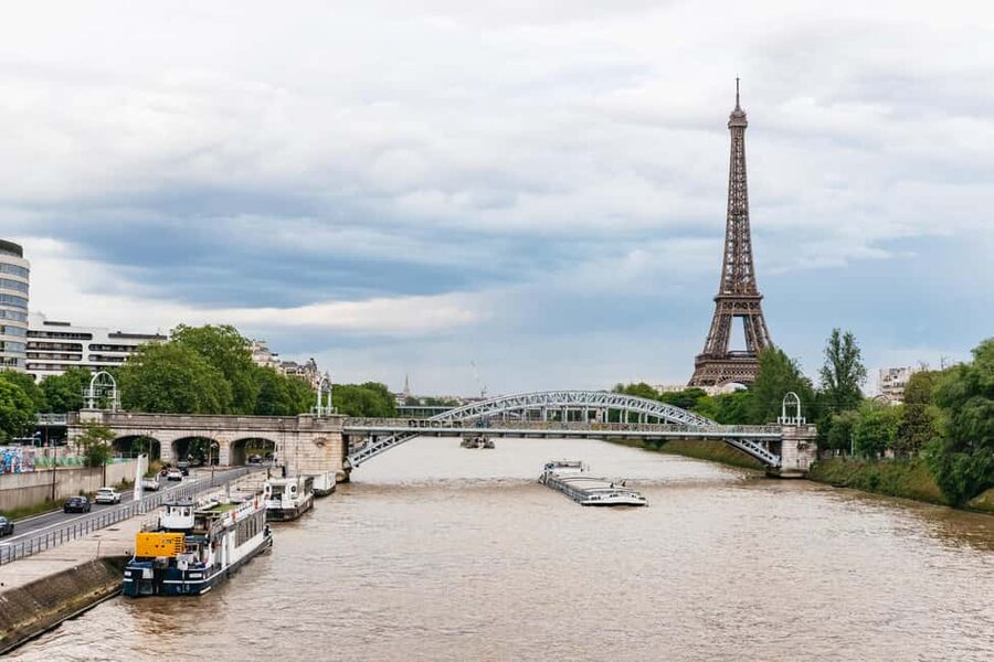 Paris: 3-Course Italian Meal Seine Cruise - Drinks, what the price includes, and how to avoid surprises
