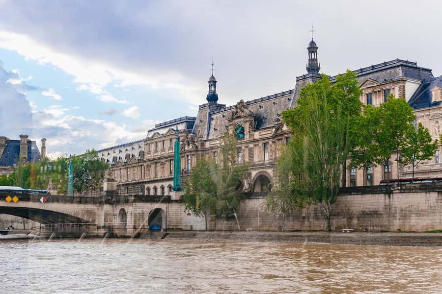 Paris: 3-Course Italian Meal Seine Cruise - Who this Paris experience suits best (and who should rethink it)
