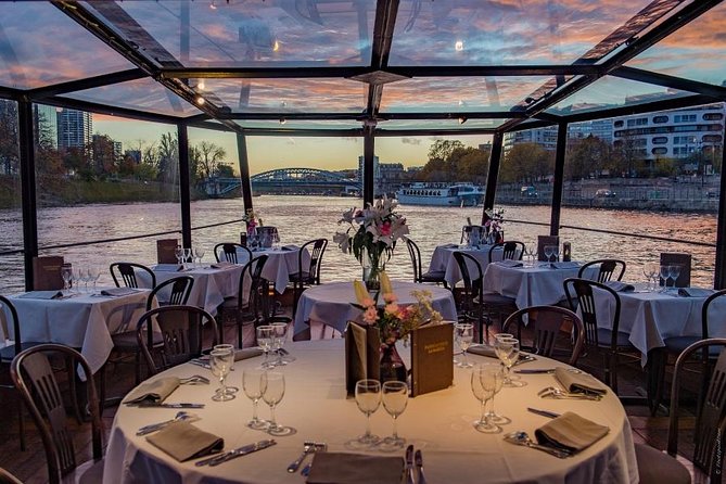 Paris 3-Courses Gourmet Dinner Seine River Cruise with Champagne - The Seine route, from Conciergerie shadows to Eiffel Tower sparkle