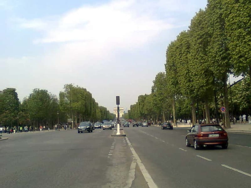 Paris 6-Hour Private Guided Walking Tour - Shakespeare and Co., Saint Eustache, and how the tour handles churches
