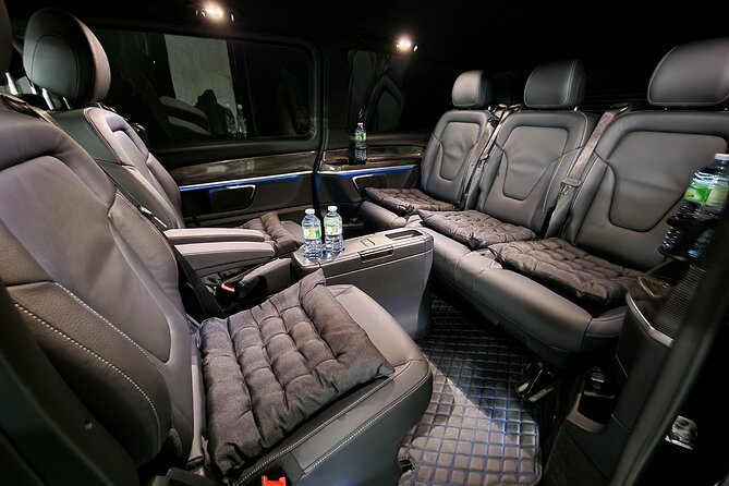 Paris Airport Transfer Service - Waiting Time That Covers Real Airport Delays