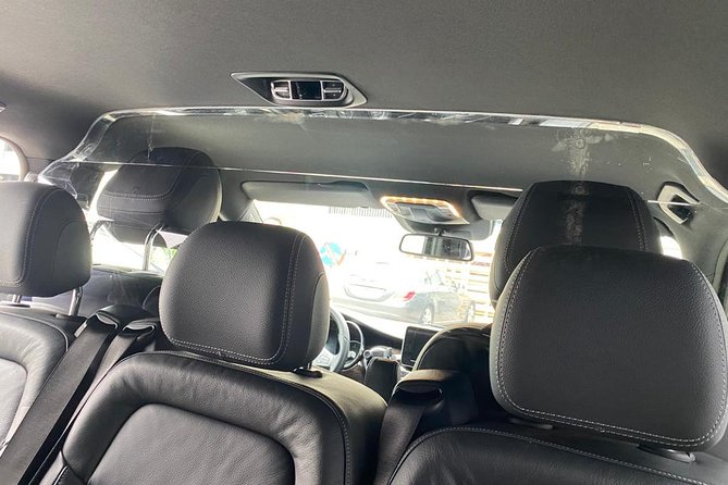 Paris Airport Transfers - Private Car - Fixed, All-In Pricing and Flight Delays: Where the Value Comes From