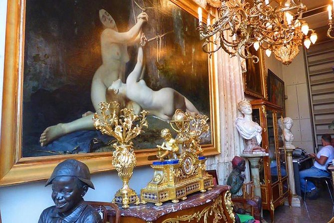 Paris Antiques Market Insider's Tour in Extra-Small Group - Shopping smart: how to haggle, compare, and spot bargains