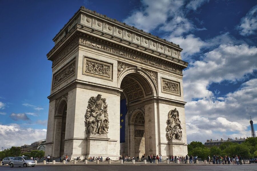 Paris: Arc de Triomphe Entry and Walking Tour - Petit Palais and Grand Palais Photo Stops That Actually Matter