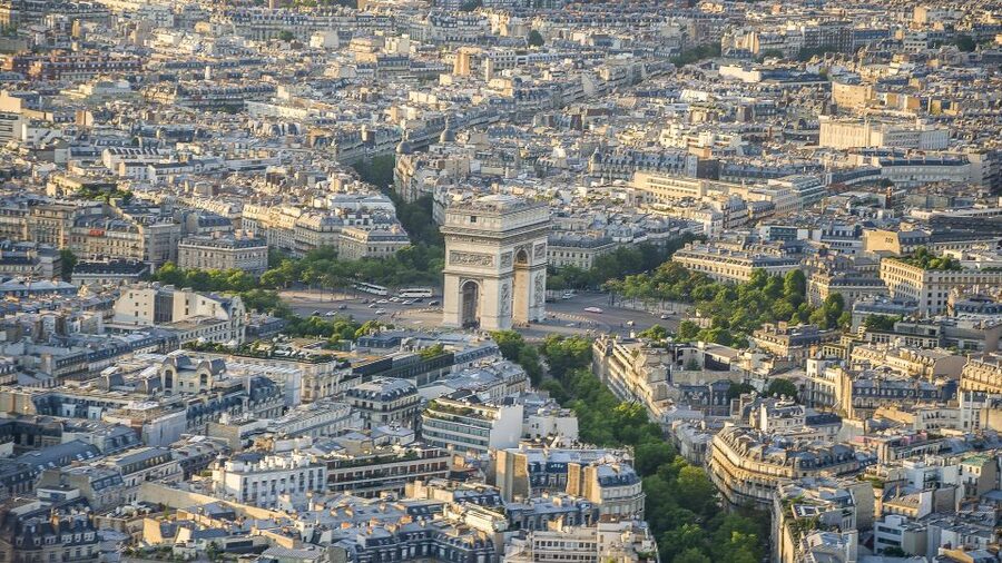Paris: Arc de Triomphe Entry and Walking Tour - The Champs-Élysées Walk: History You Can Hear, Not Just Read