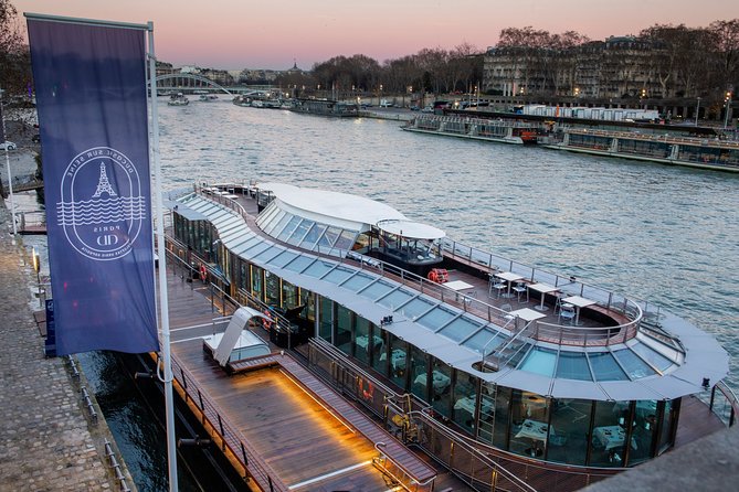 Paris at the First Lodges - Ducasse sur Seine Lunch Cruise - Port Debilly Meet-Up: Quick Arrival, Calm Start