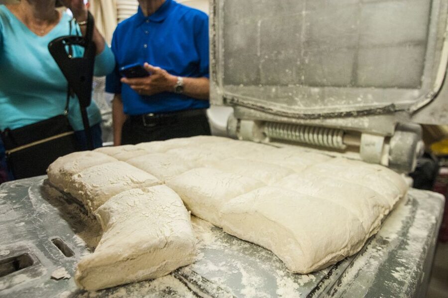 Paris Bakery Tour - Best timing for this tour: morning bread is the whole point