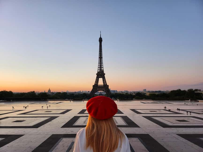 Paris Before the Crowds: Sunrise Bike Tour with Breakfast - Meeting at rue Richelieu, then rolling out fast