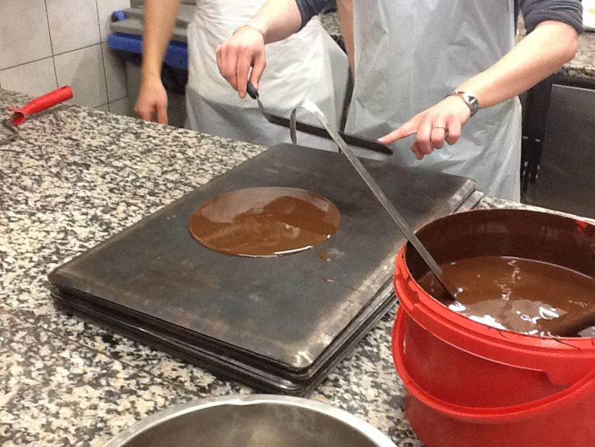 Paris: Behind the Scenes Bakery Tour with Breakfast - Arriving at Miss Manon, your first taste of real Paris