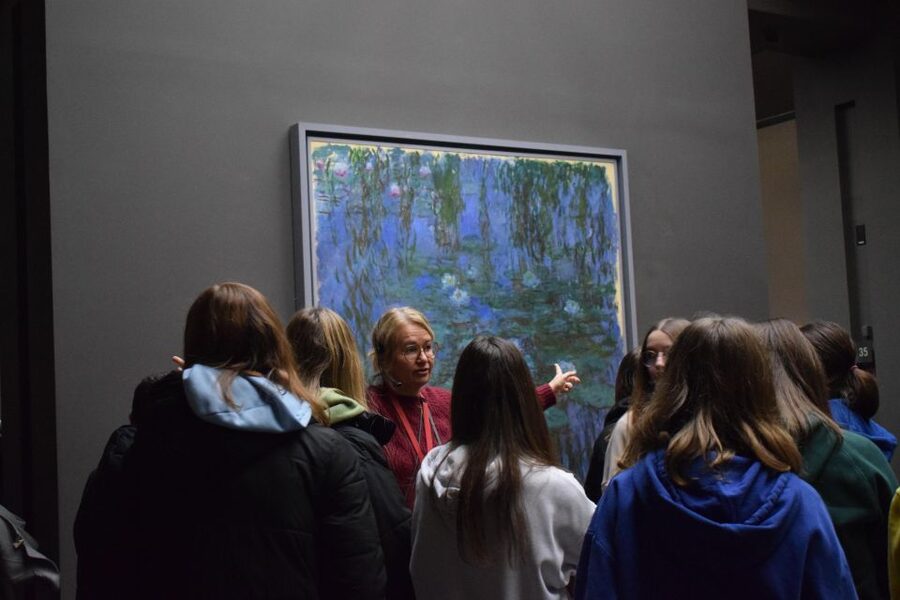 Paris: Best of Orsay Museum Small Group Tour with Tickets - Why Orsay’s railway-station setting changes the whole tour