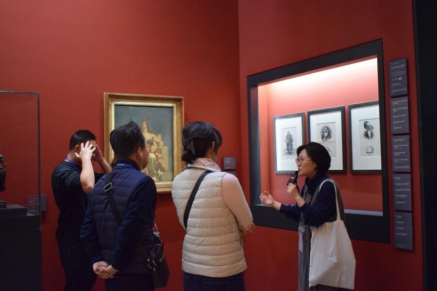 Paris: Best of Orsay Museum Small Group Tour with Tickets - Small-group comfort in a crowded museum
