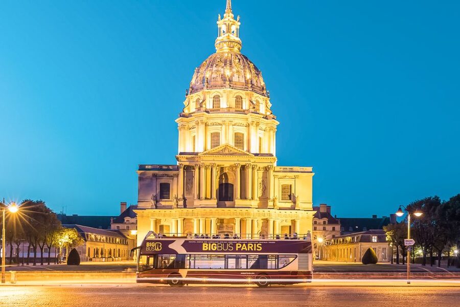 Paris: Big Bus Panoramic Night Tour by Open-Top Bus - Île de la Cité, Notre Dame area, and Saint-Michel at night