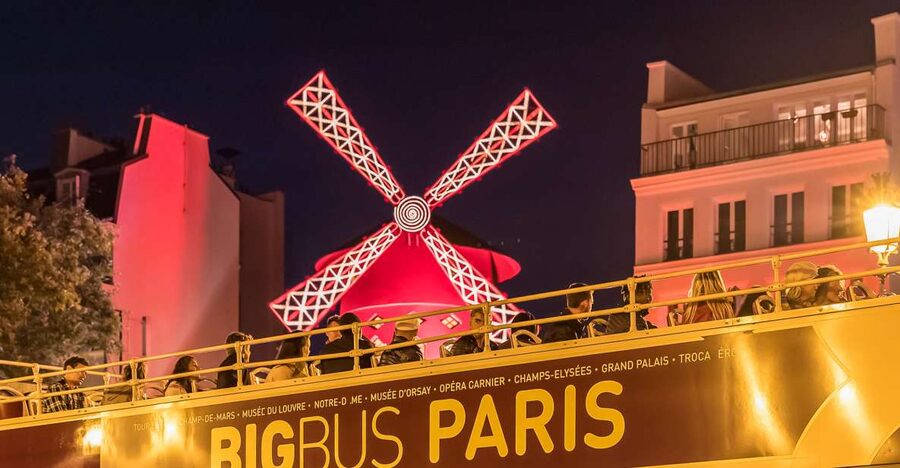 Paris: Big Bus Panoramic Night Tour by Open-Top Bus - Meeting point on the Champs-Élysées, and how to avoid a slow start