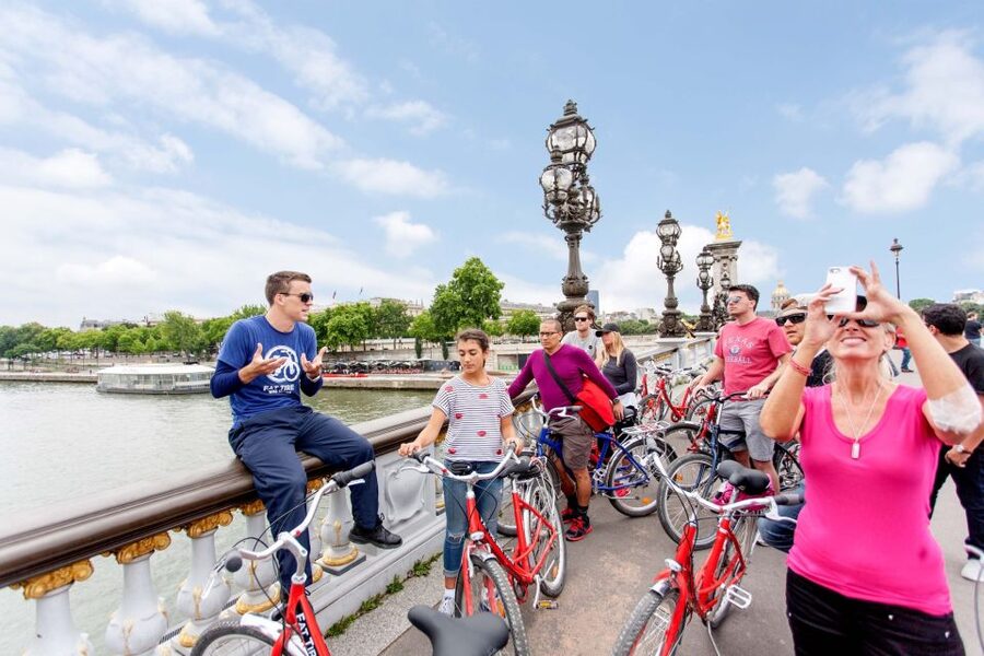 Paris Bike Tour: Eiffel Tower, Place de la Concorde & More - Starting at Fat Tire Tours, Rue Edgar Faure, and Finding Your Bike Fast