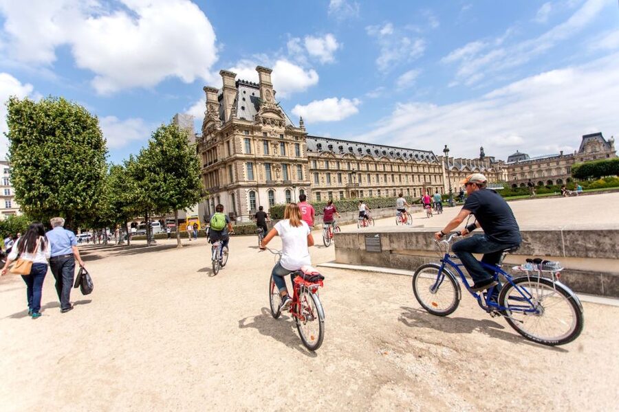 Paris Bike Tour: Eiffel Tower, Place de la Concorde & More - Place de la Concorde: The Stop That Makes the City Feel Like a Story