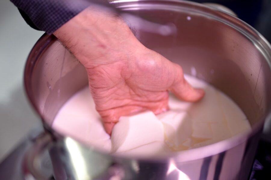 Paris: Butter and Cheesemaking Workshop - Churning traditional butter: turning cream into something you can take home