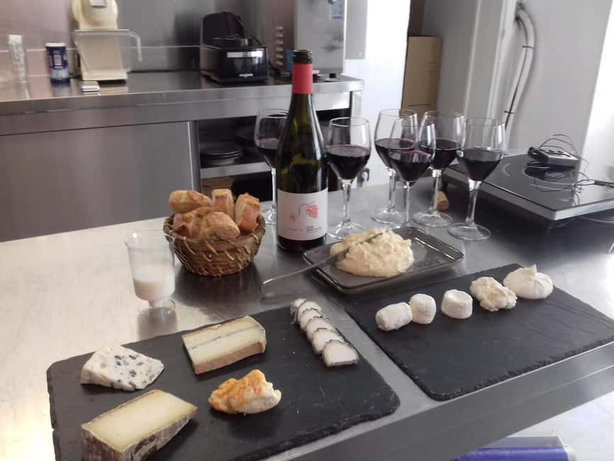 Paris: Butter and Cheesemaking Workshop - Should you book this Paris butter and cheesemaking workshop?