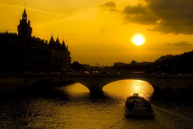 Paris by Night Walking Tour: Ghosts, Mysteries and Legends - How scary is this, and who should like it most?