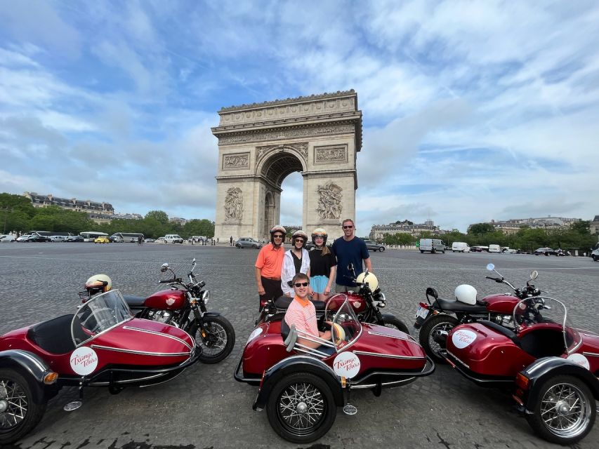 Paris by sidecar 1HR Tour - What’s included: gear, guide, and the sidecar setup