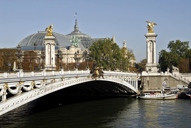 Paris Capitaine Fracasse 3 Course Seine River Dinner Cruise - The Route: From Île aux Cygnes to Notre-Dame and Back