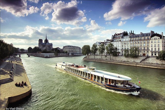 Paris Capitaine Fracasse 3 Course Seine River Dinner Cruise - Mid-Cruise Landmarks: Orsay, Assemblée Nationale, and the Louvre