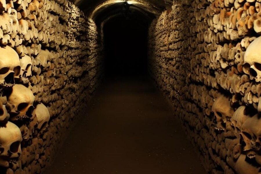 Paris: Catacombs, Audio Guide, and River Cruise Option - The included audio guide: the easiest way to get value
