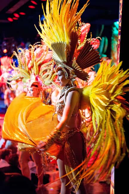 Paris: Champagne at the Moulin Rouge & Seine River Cruise - Key Things to Know Before You Go