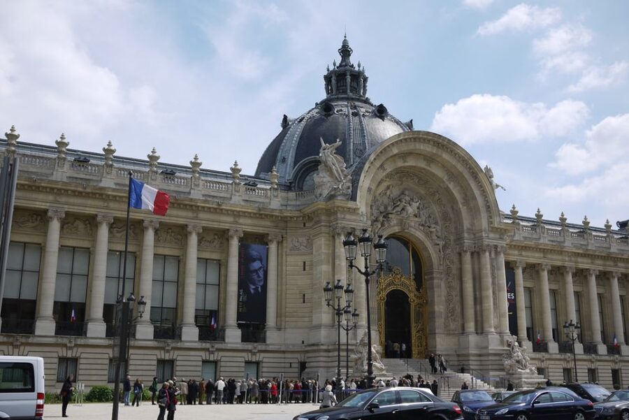 Paris Champs-Élysées 2-Hour Private Walking Tour - Starting at Place de la Concorde, the City’s Big Opening Scene