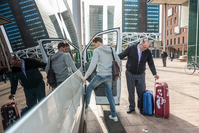 Paris Charles de Gaulle Airport Round Trip Transfer to/from Paris - Cars, cleanliness, and the little stuff that changes the mood
