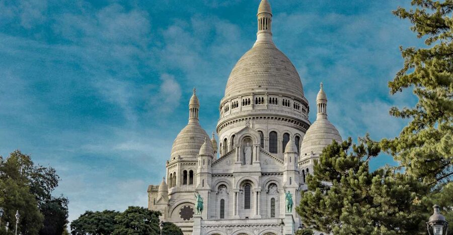Paris: Charms of Montmartre Guided Walking Tour - Place des Abbesses and the I Love You Wall