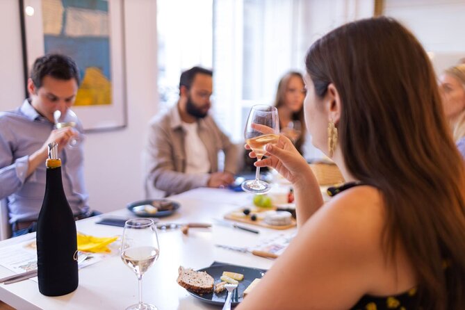 Paris Cheeses and Wines Tour de France with Tasty Games - What you actually eat and drink (6 cheeses, 4 wines, and more)
