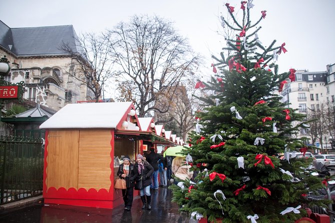 Paris Christmas Gourmet Food Small Group Walking Tour - A maximum of eight makes the tastings feel personal