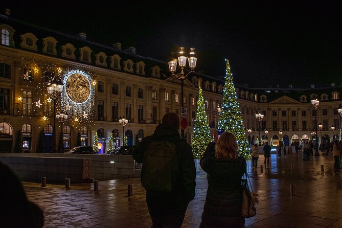 Paris Christmas Lights Small Group Walking Tour with Local Guide - Jardin des Tuileries and a Christmas market moment