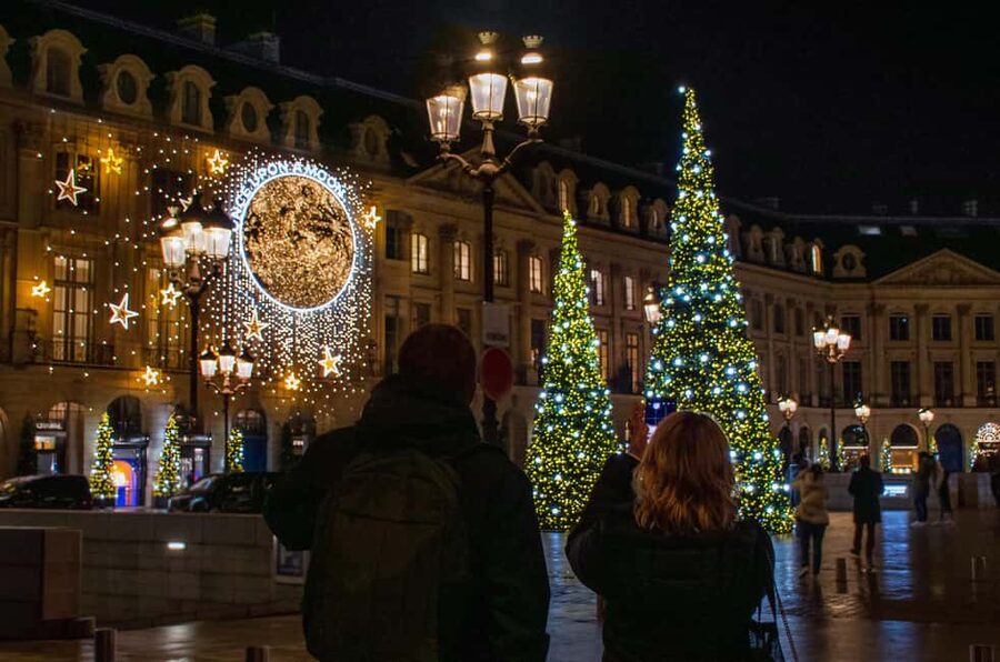 Paris Christmas Lights Walking Tour with Local Guide - Galerie Vivienne, then Palais-Royal: the cozy Paris glow