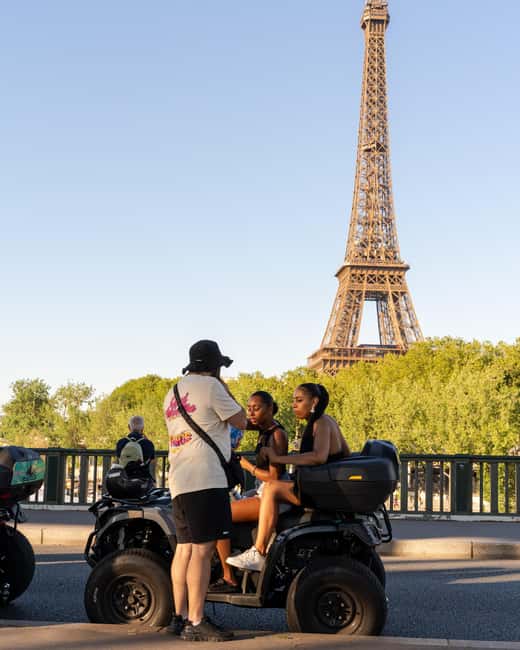 Paris: City Highlights Guided Quad Tour - How the guide shapes the ride, from C to Servan to Amin
