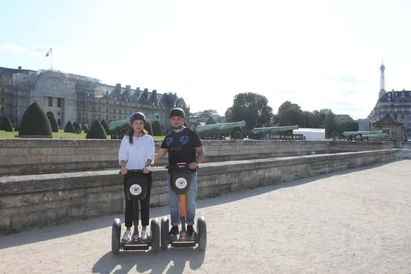 Paris: City Highlights on a Segway - Arc de Triomphe and Champ de Mars: turning the corner into postcard Paris