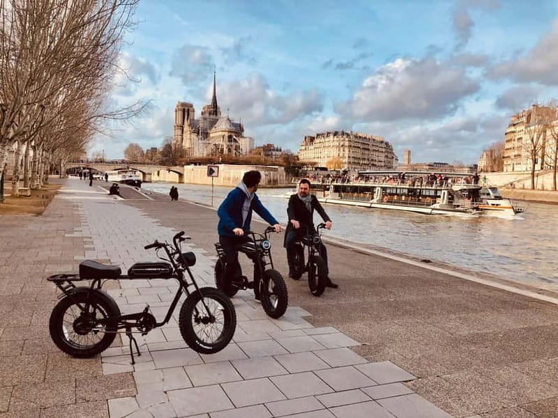 Paris: City Highlights Private Electric Bike Tour with video - Key things that make this ride worth it