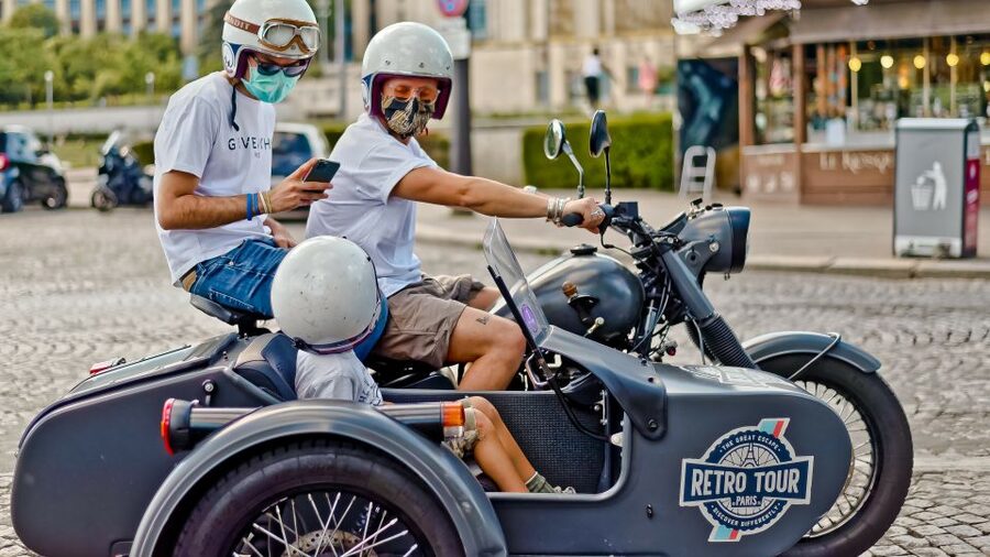 Paris: City Highlights Tour by Vintage Sidecar - What makes the guides matter, beyond the driving